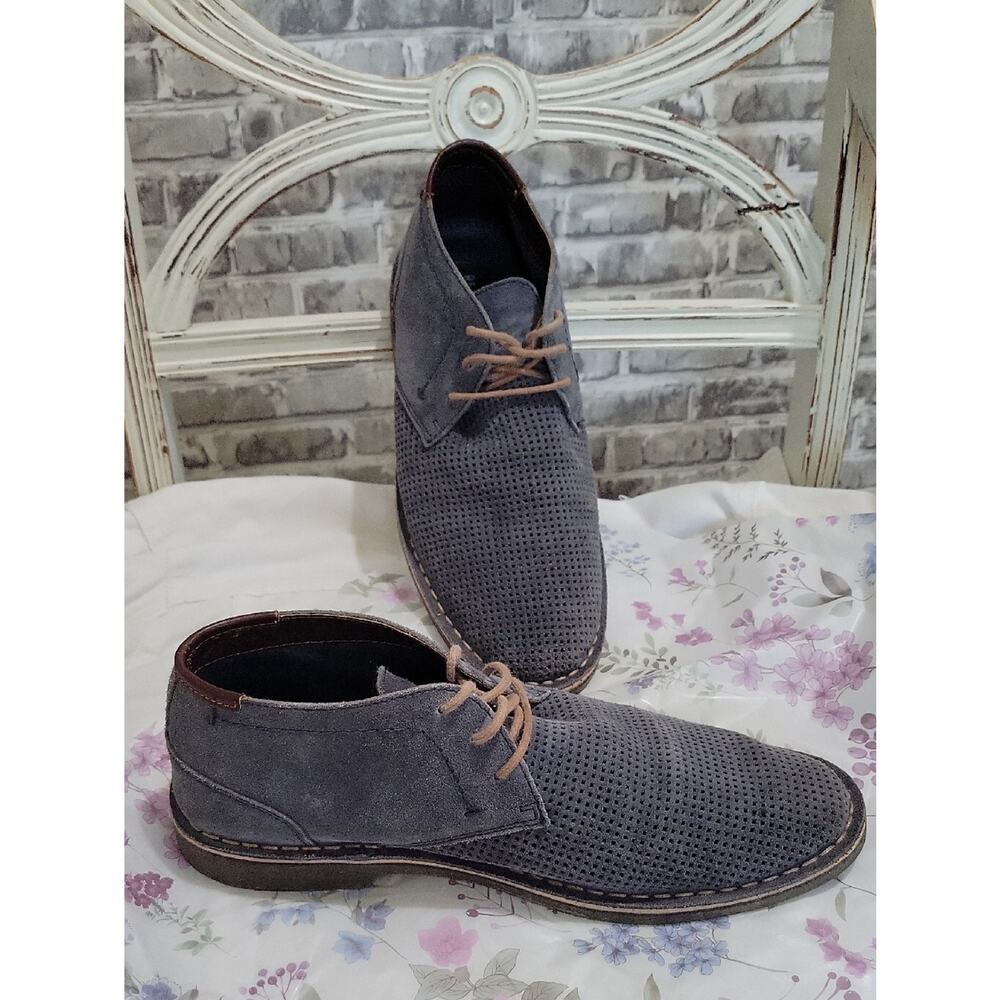 Kenneth Cole Reaction Desert Hill Gray Suede Perforated Chukka Boots Mens Sz 10M